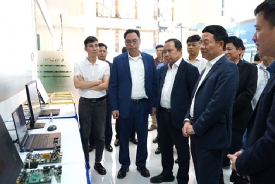 bep-au-4-hong-co-lo-nuong-inoksan-ino-7kg23s