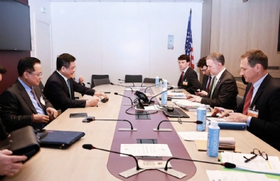 bep-au-4-hong-co-lo-nuong-inoksan-ino-7kg23s